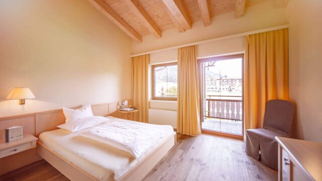 wiesenhof_achensee_pertisau_small_parkett